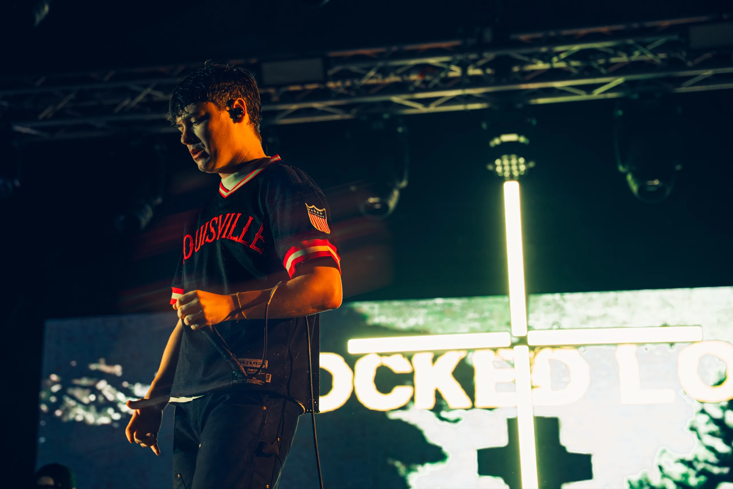 KNOCKED LOOSE // 08